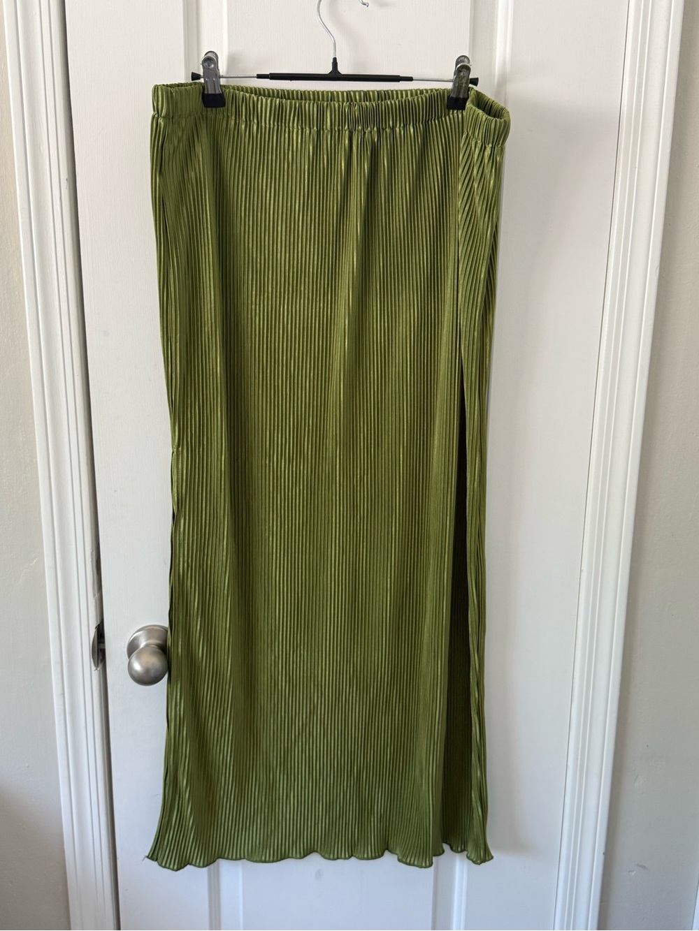 Green plisse maxi skirt 3X